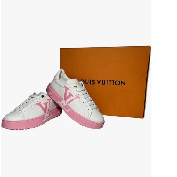 Louis Vuitton Women's Sneakers in White and Pink - Picture 1 of 8